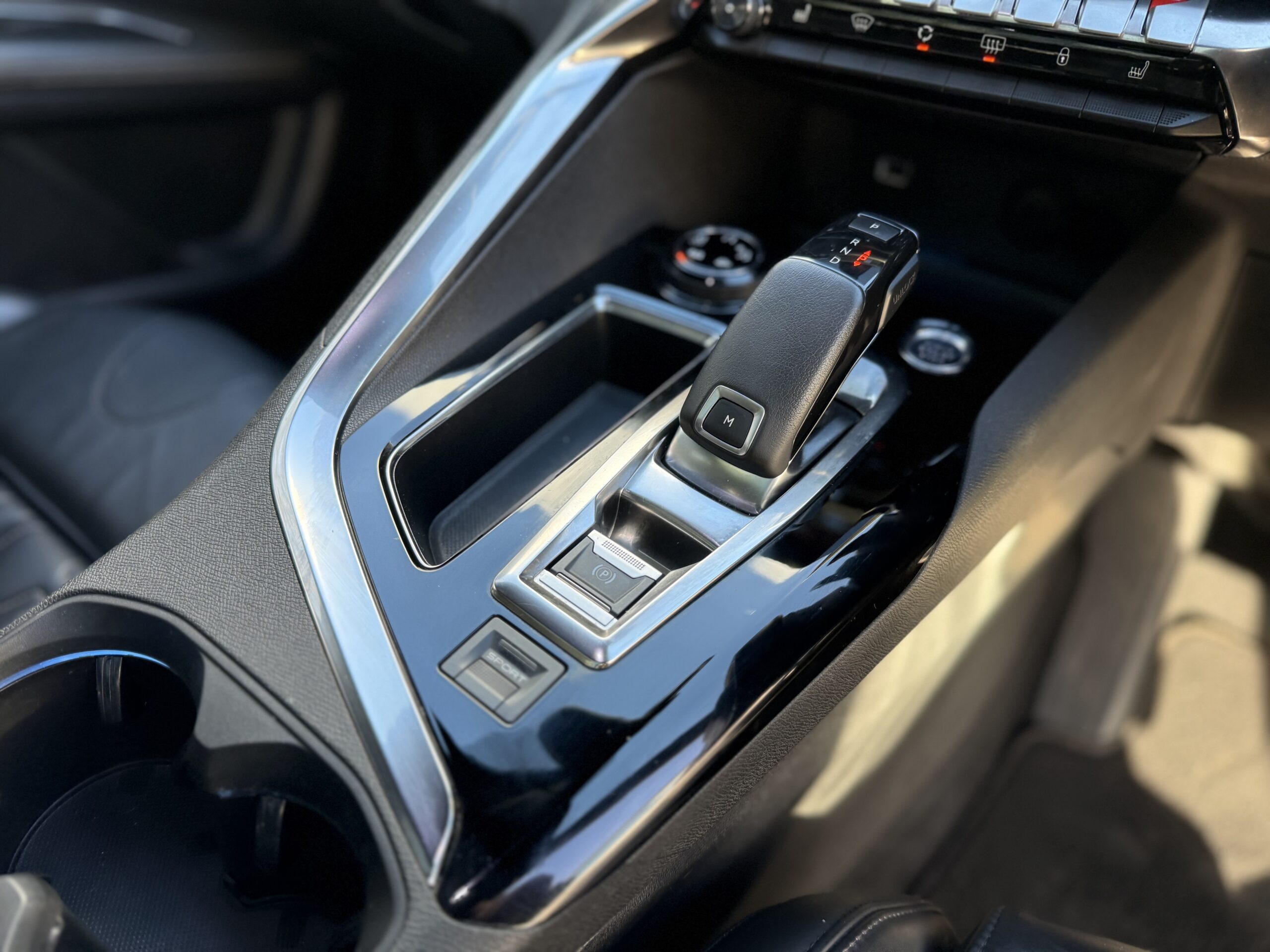 Vehicle Detail (Mobile)