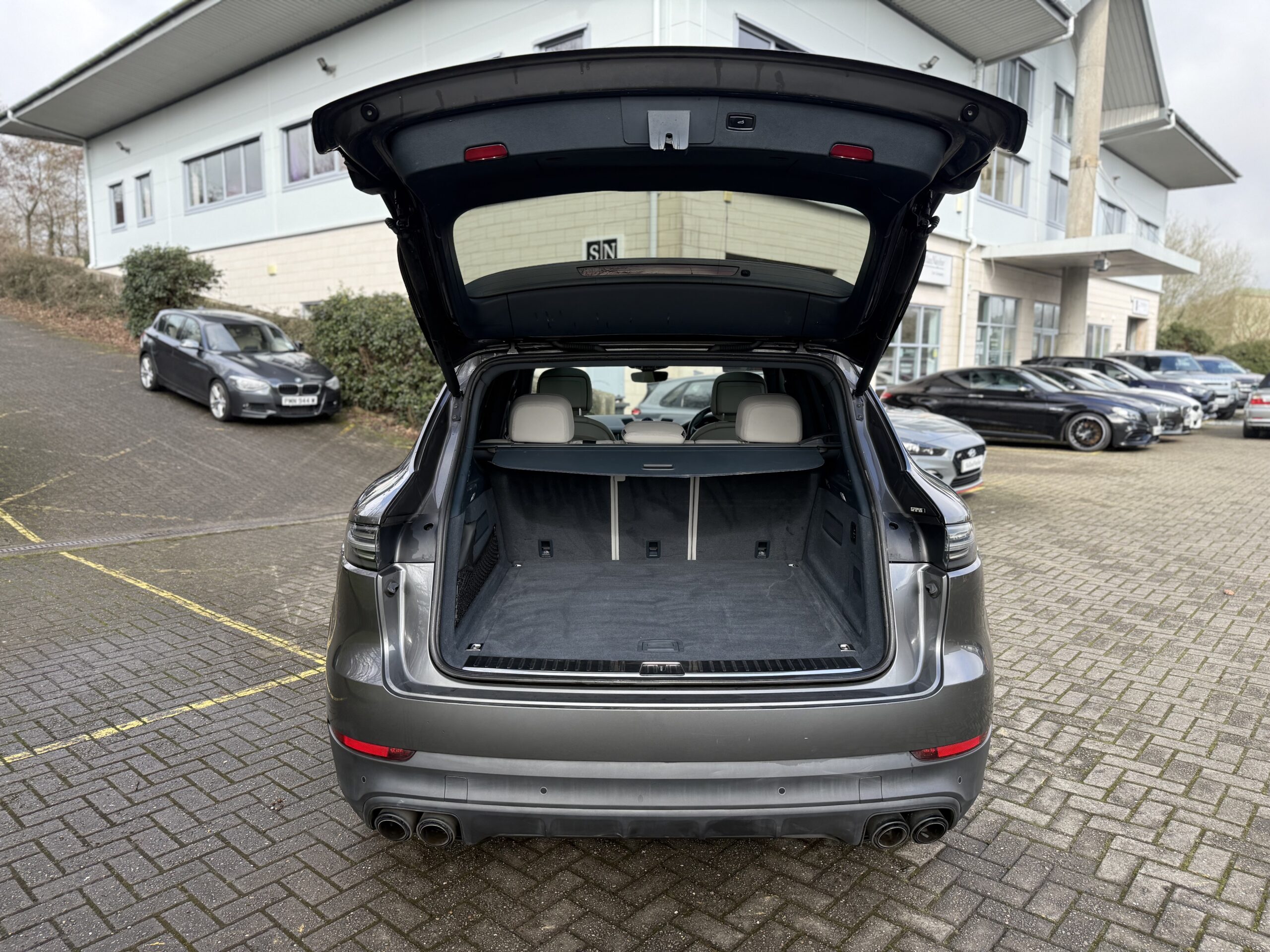 2020 Porsche Cayenne 3.0 E-Hybrid 5Dr Tiptronic Auto S
