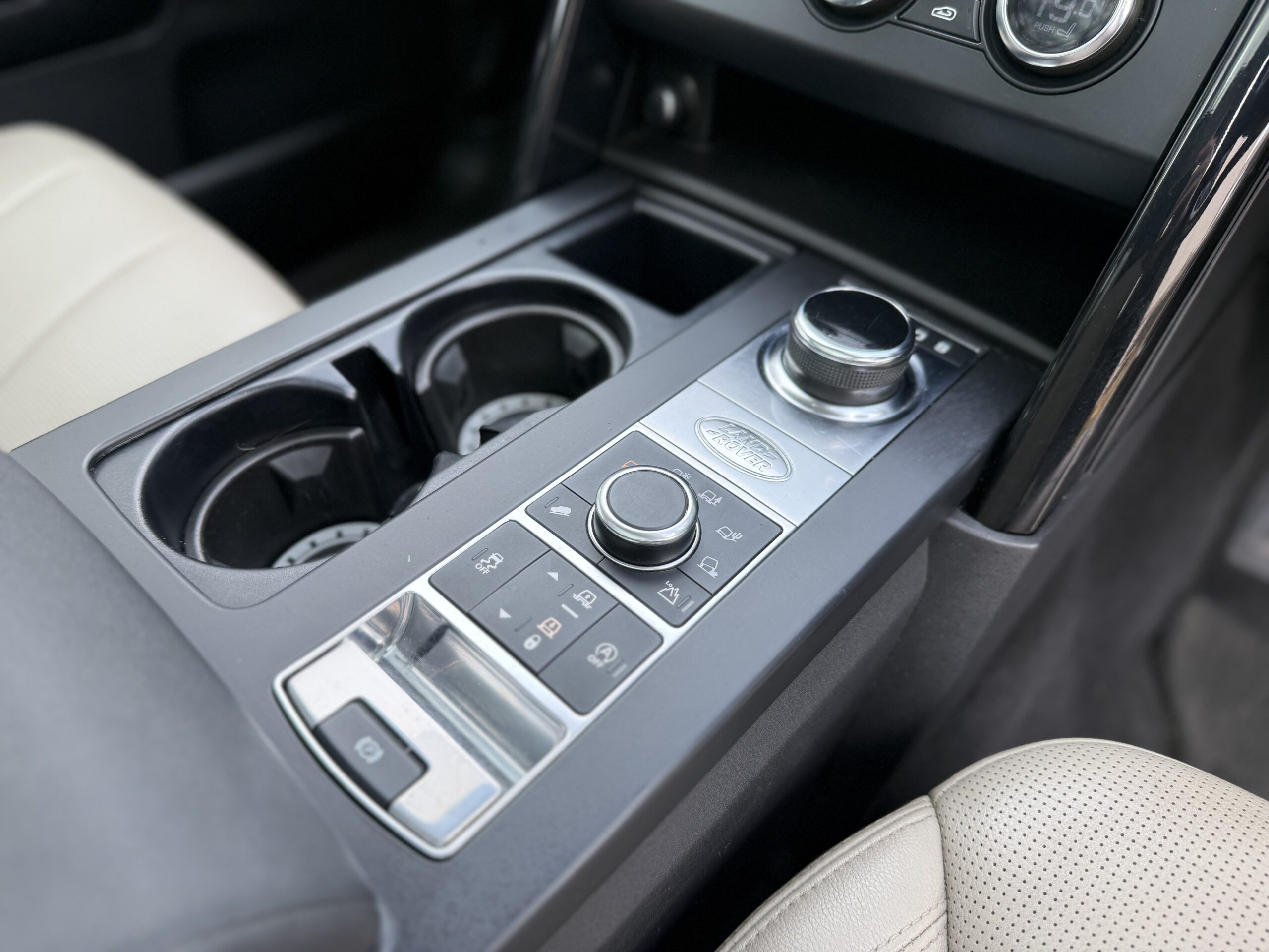 2019 Land Rover Discovery 5 3.0 SDV6 Anniversary Edition 5DR Auto