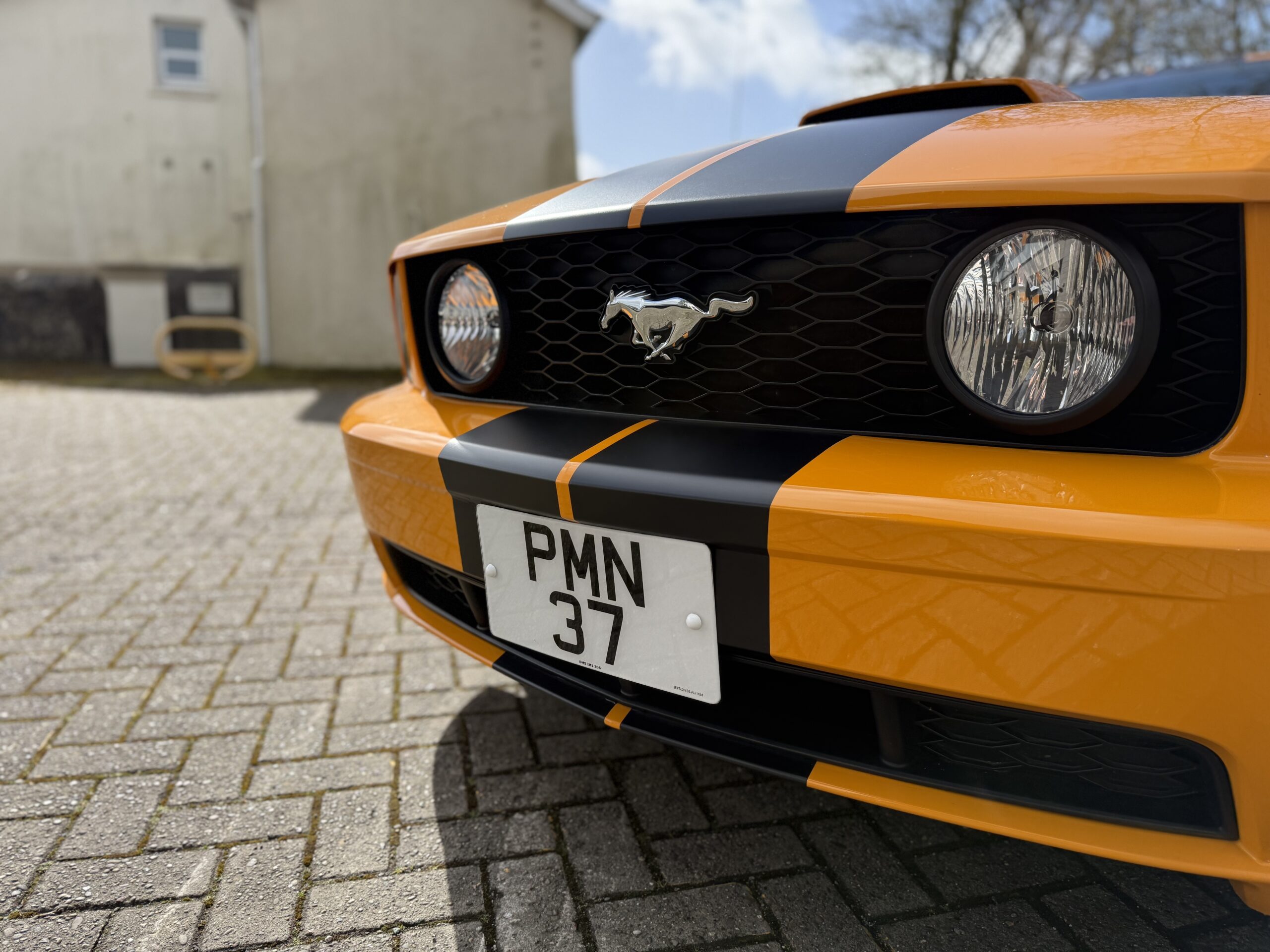 Vehicle Detail (Mobile)