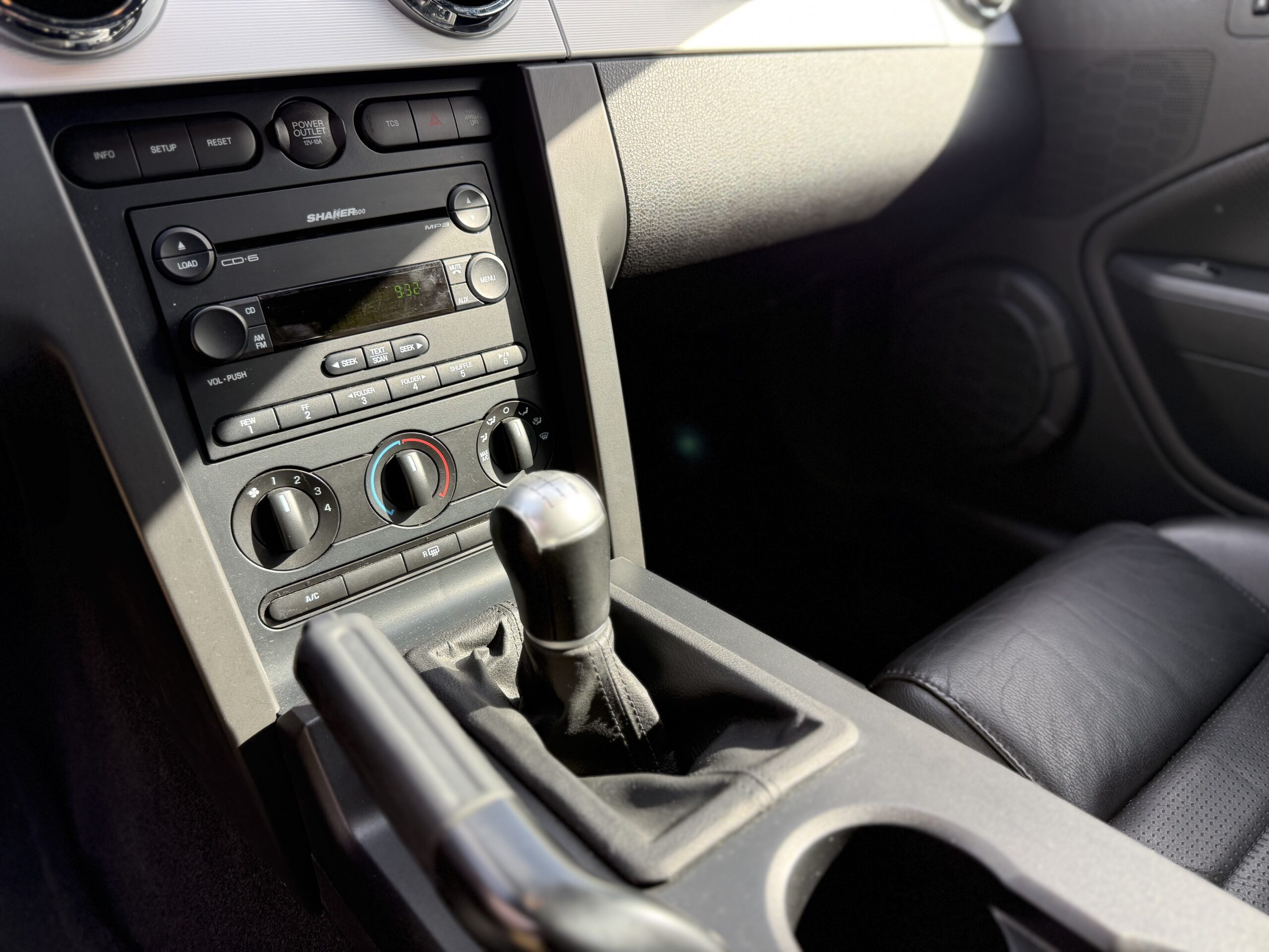 Vehicle Detail (Mobile)