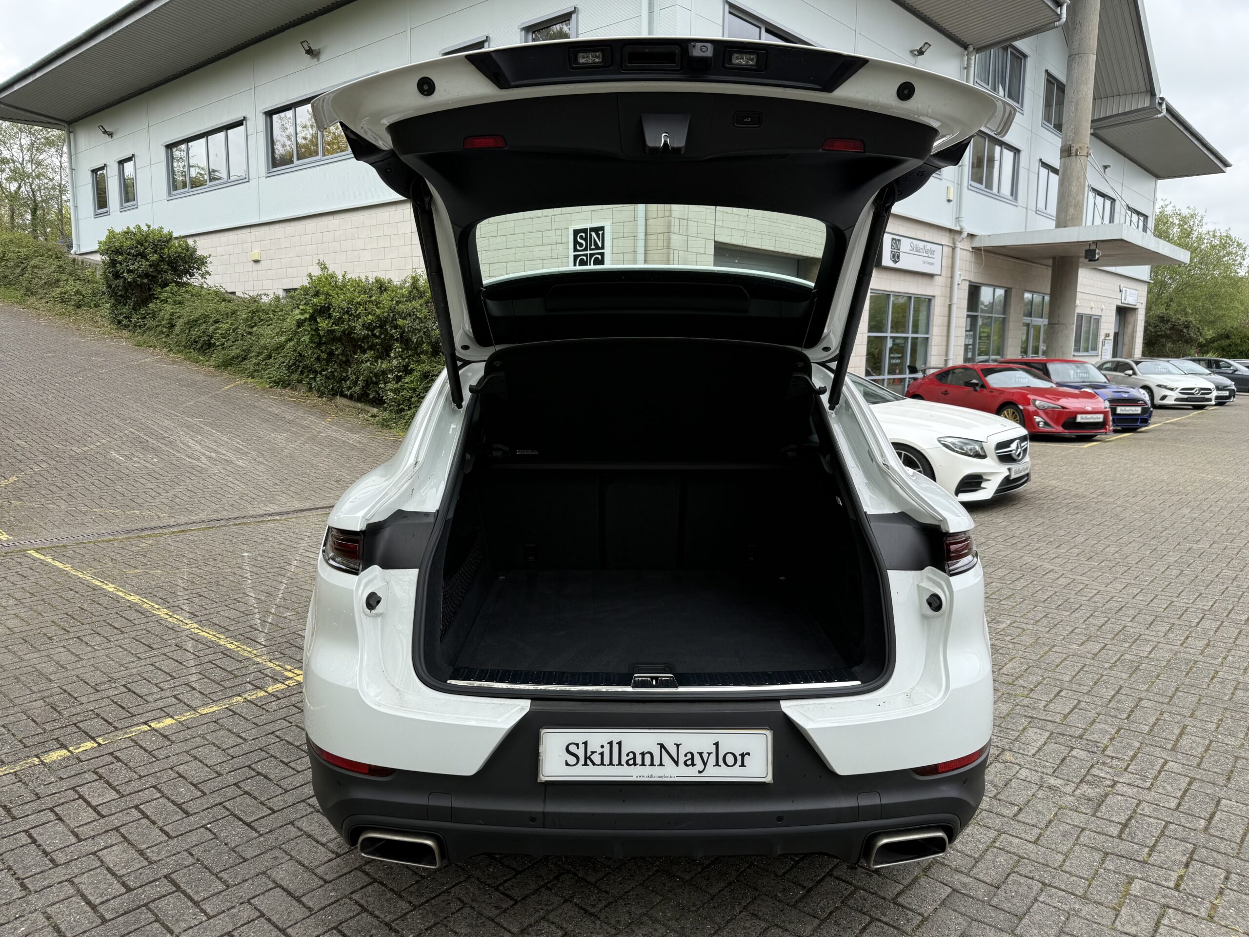2024 Porsche Cayenne Coupe 3.0 Tip-S Auto