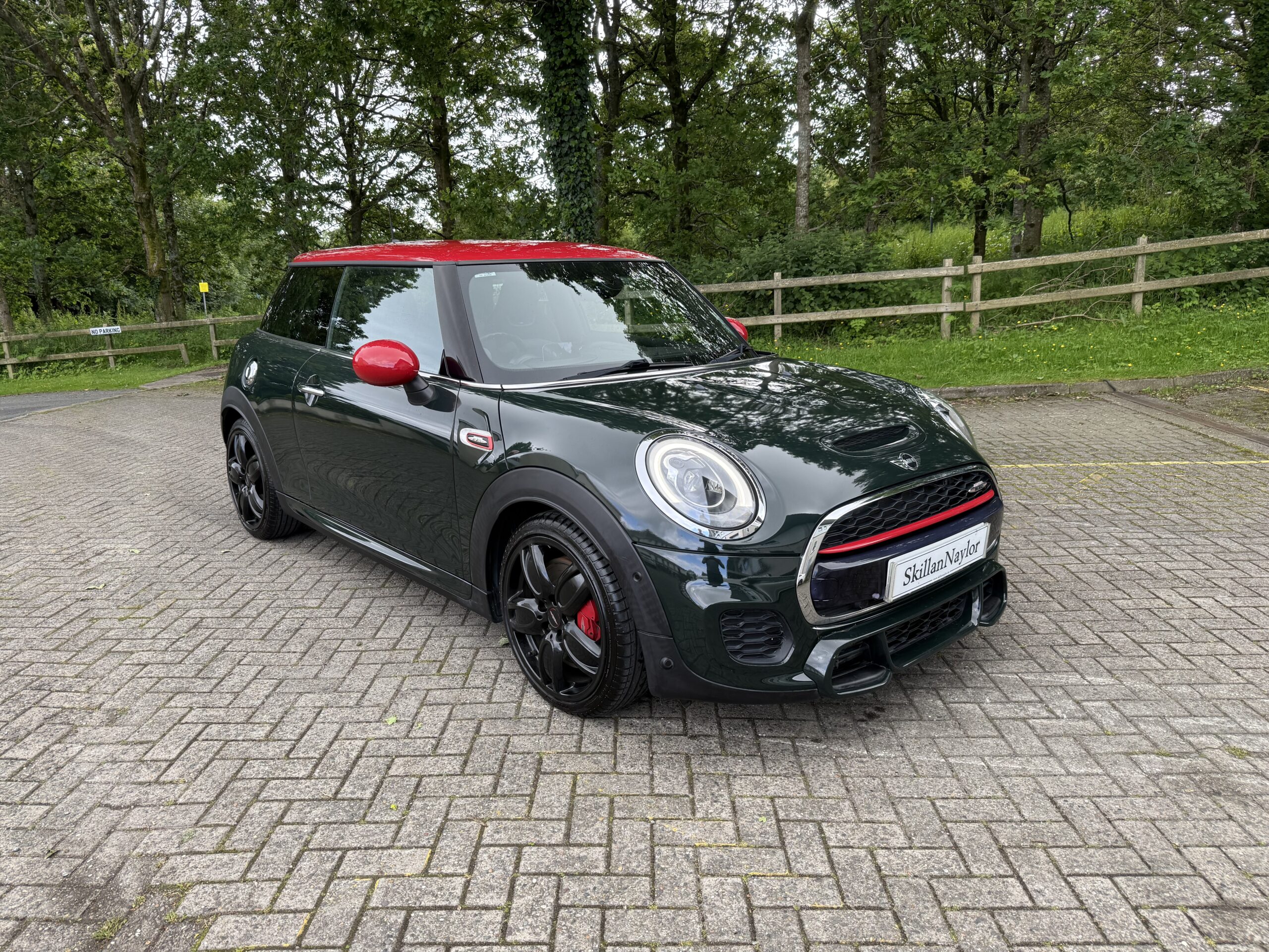 2015 MINI 2.0 John Cooper Works 3Dr Auto
