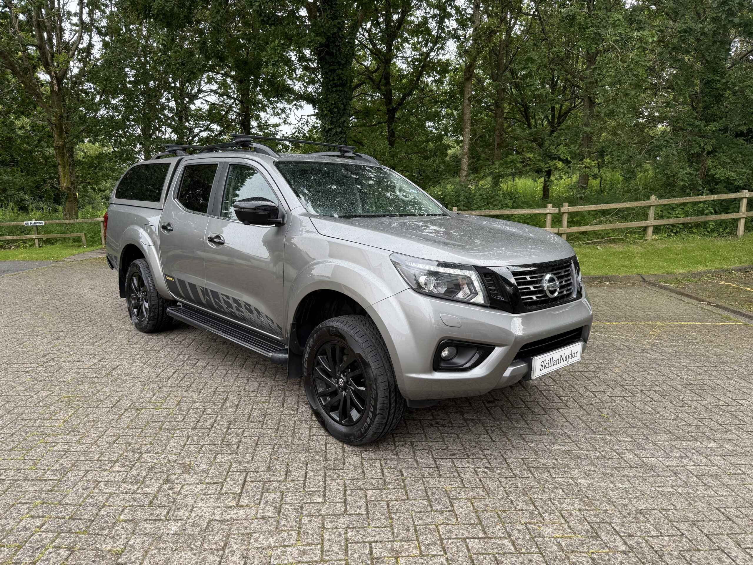 2019 Nissan Navara Double Cab Pick-Up 2.3 dCi N-Guard 190 AWD Auto
