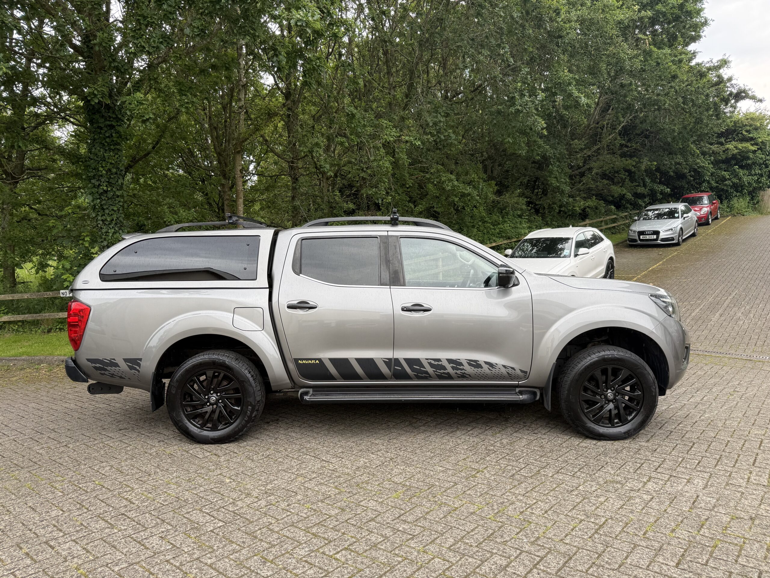 2019 Nissan Navara Double Cab Pick-Up 2.3 dCi N-Guard 190 AWD Auto