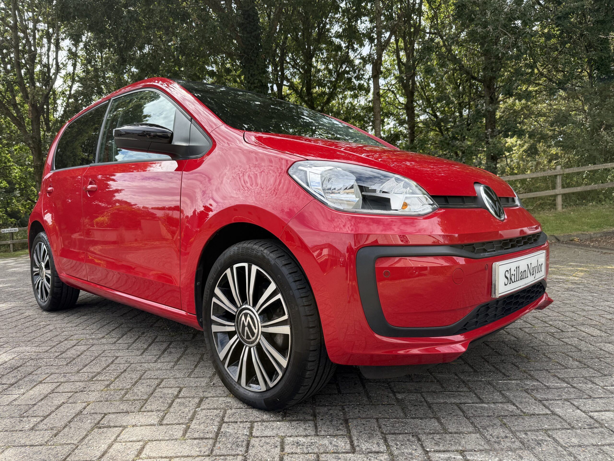 2022 Volkswagen UP 1.0 Black Edition 5Dr
