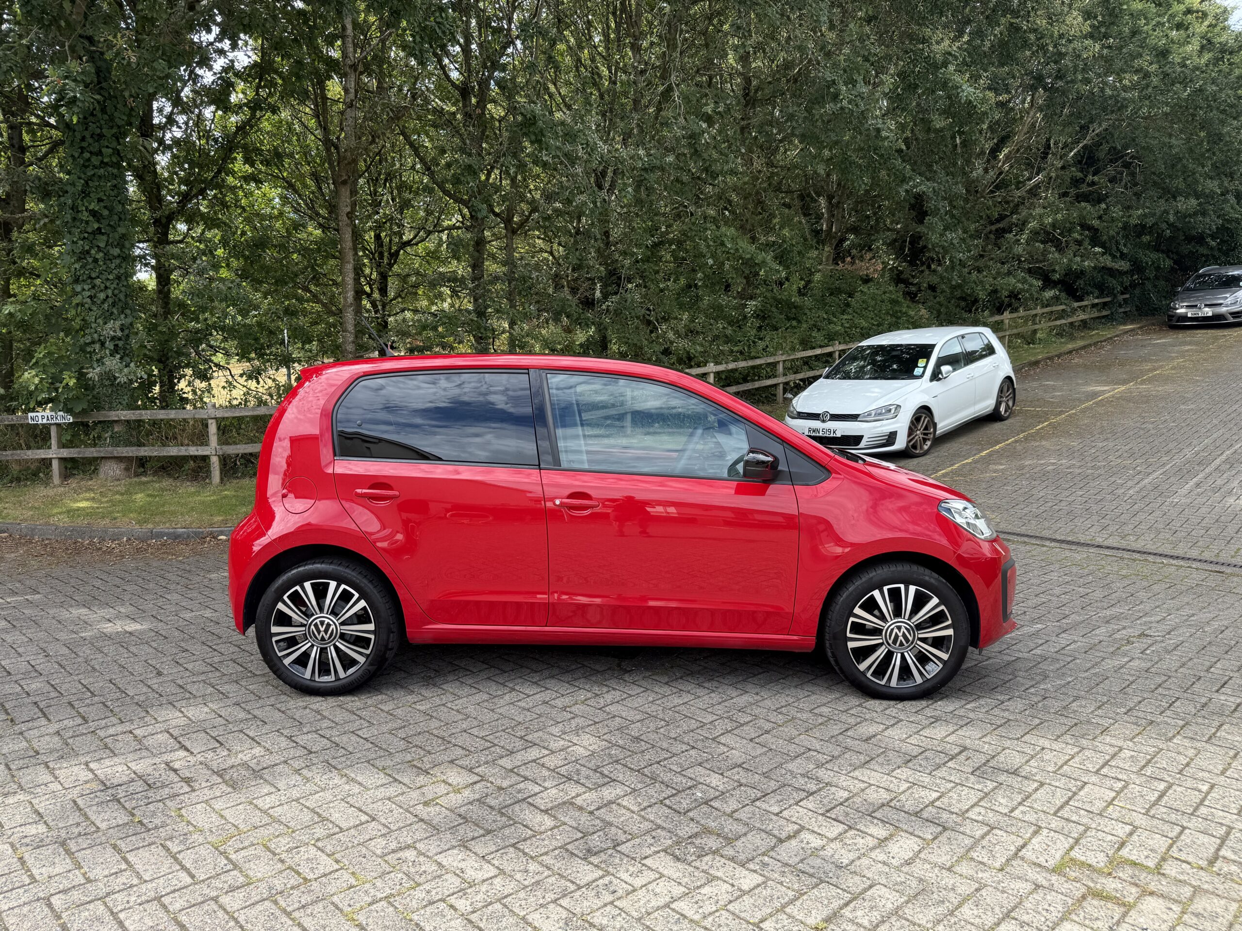 2022 Volkswagen UP 1.0 Black Edition 5Dr
