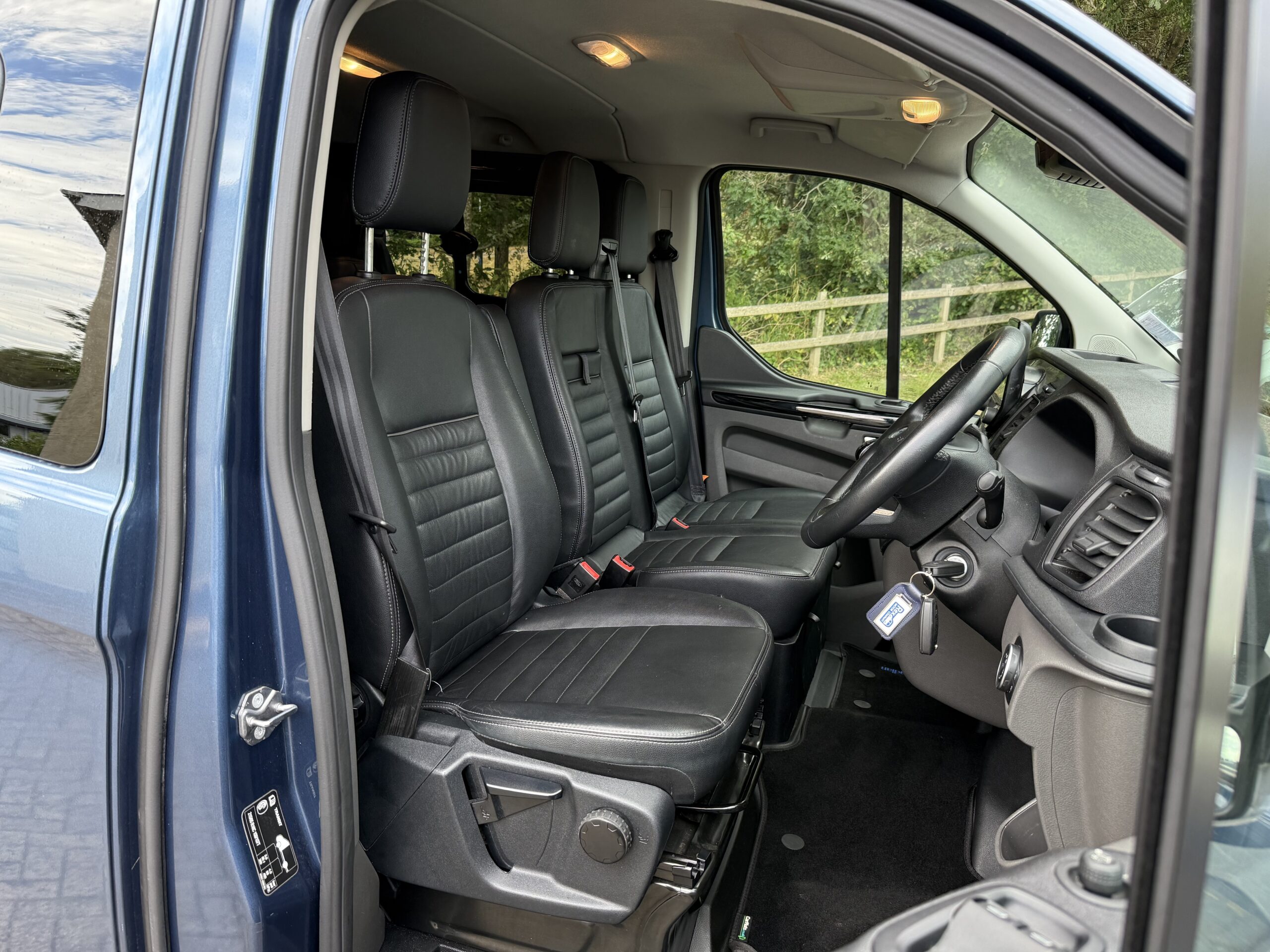 2021 Ford Transit Custom 320 L1 2.0 EcoBlue 170 D/Cab Trail