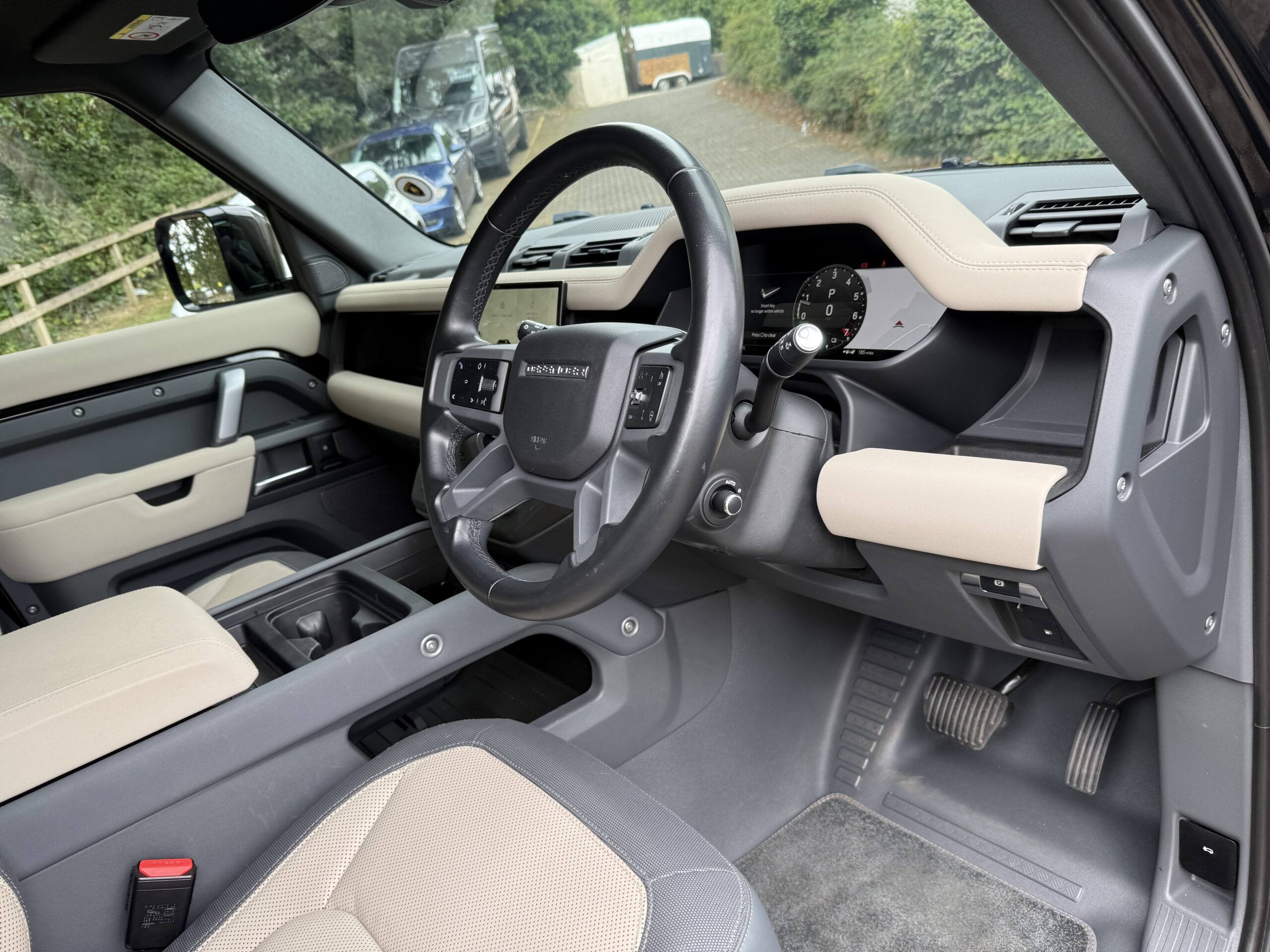 2022 Land Rover Defender 110 2.0 P400e x-Dynamic HSE 5Dr Auto
