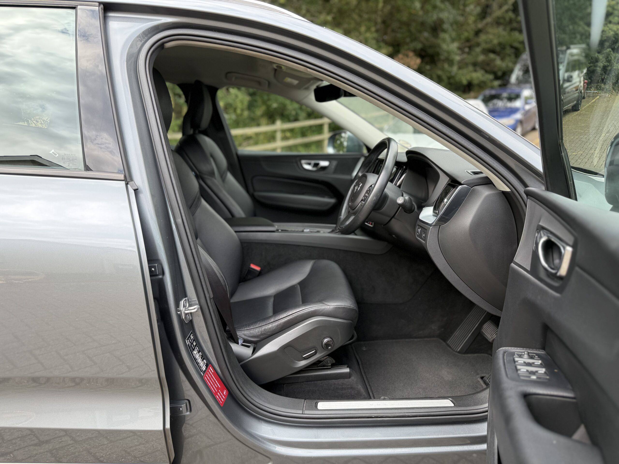 2018 Volvo XC60 2.0 T5 Momentum AWD 5Dr Auto