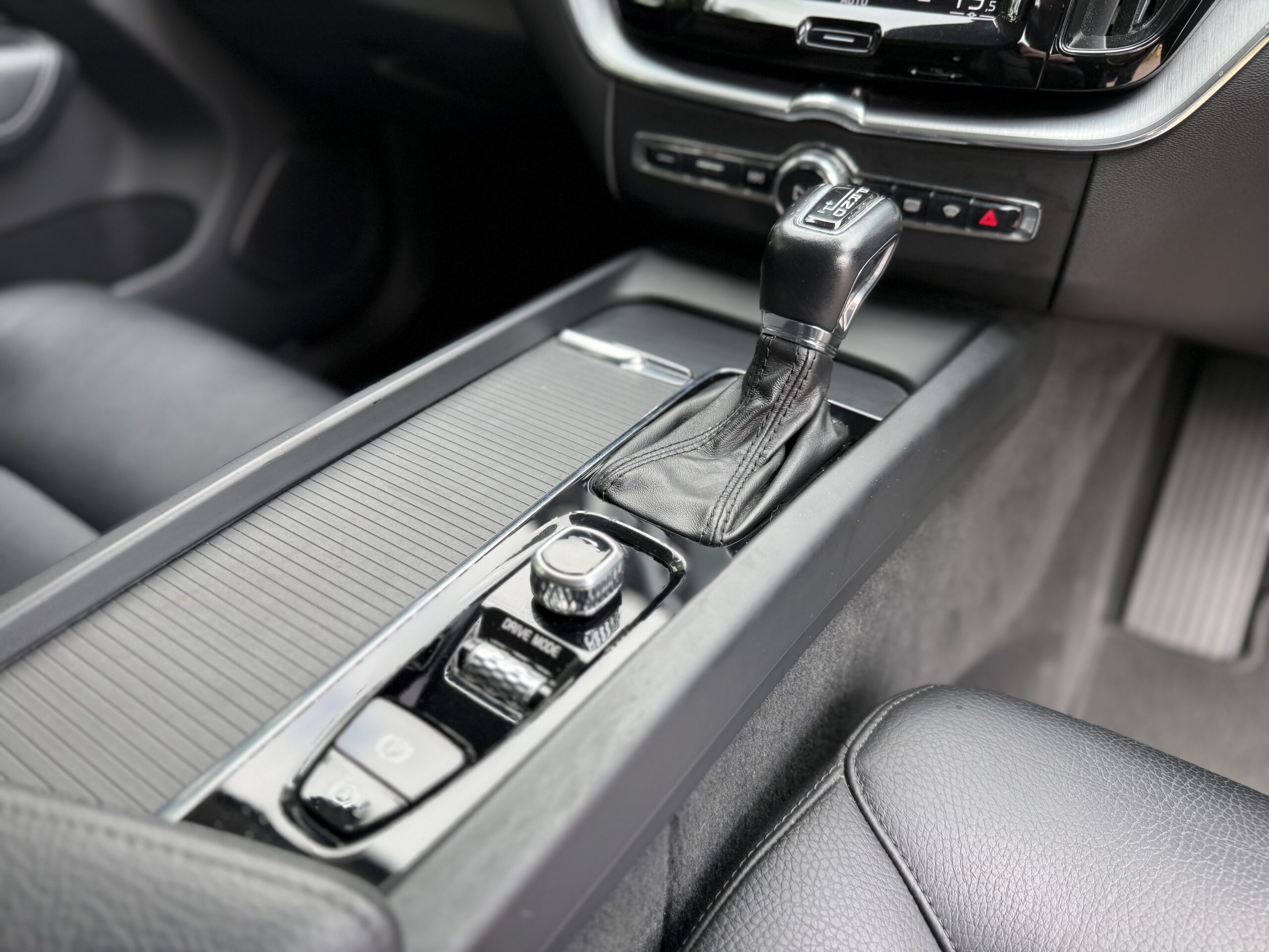 2018 Volvo XC60 2.0 T5 Momentum AWD 5Dr Auto