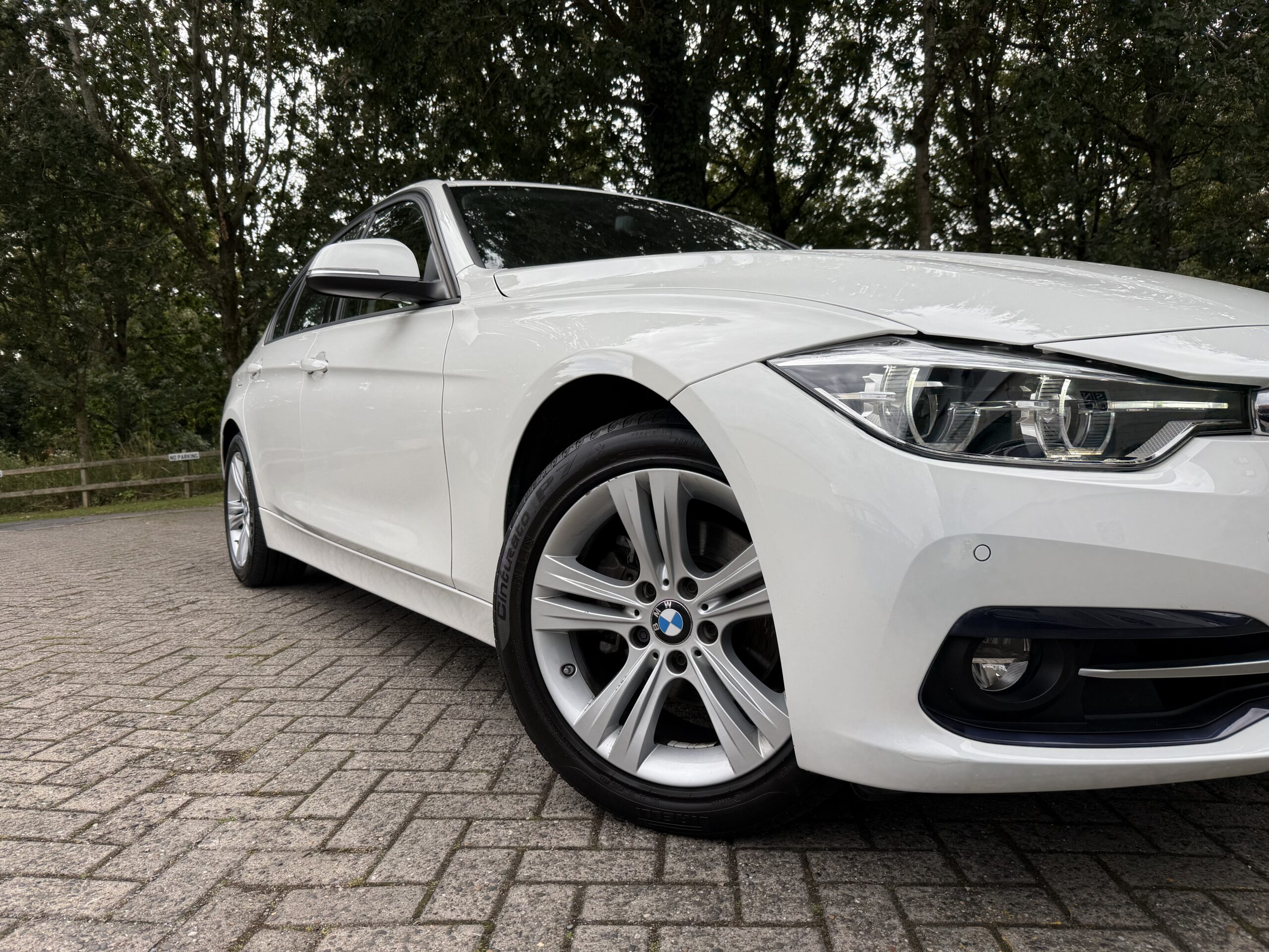2018 BMW 320i Sport 4Dr Auto