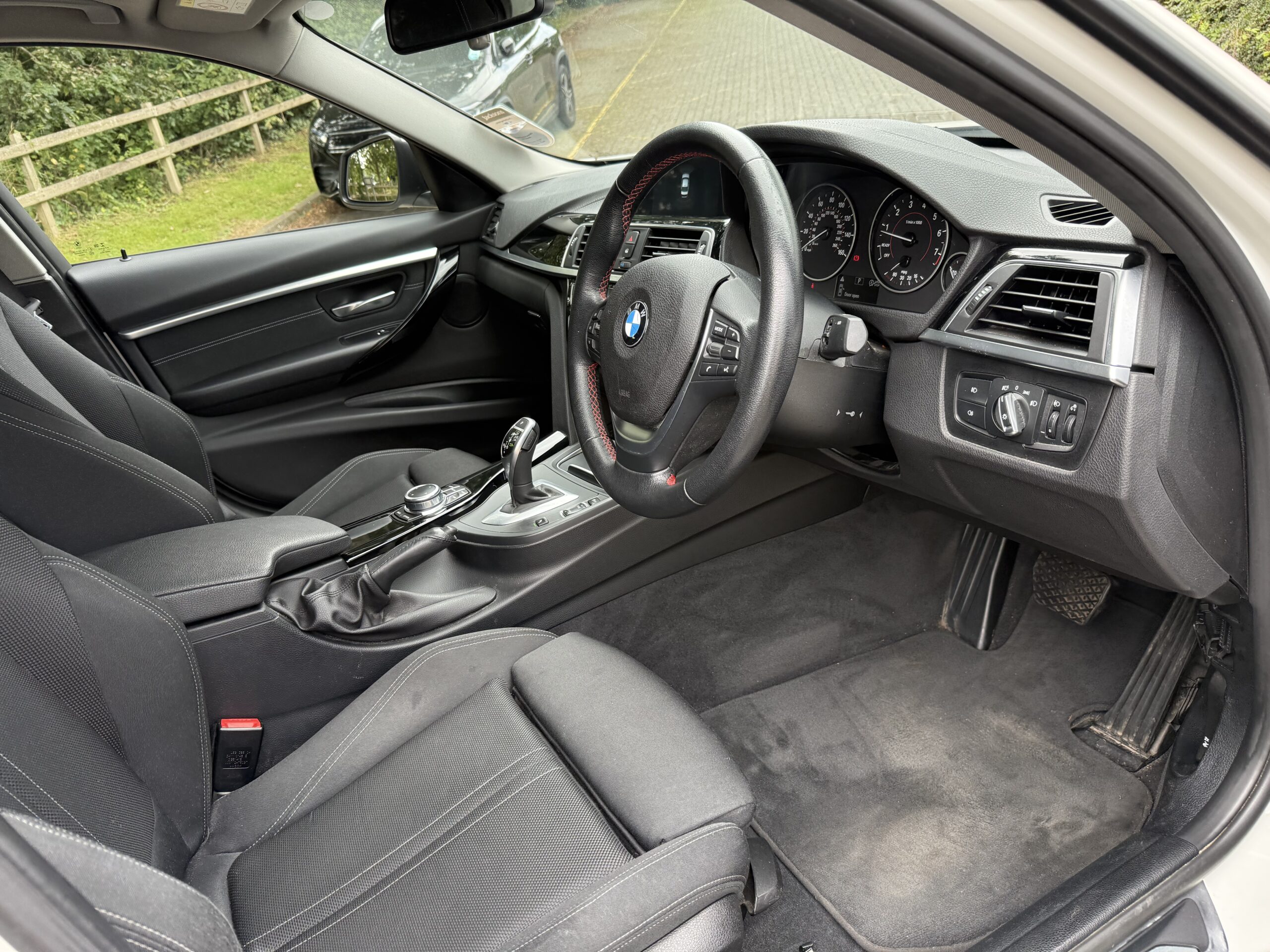 2018 BMW 320i Sport 4Dr Auto