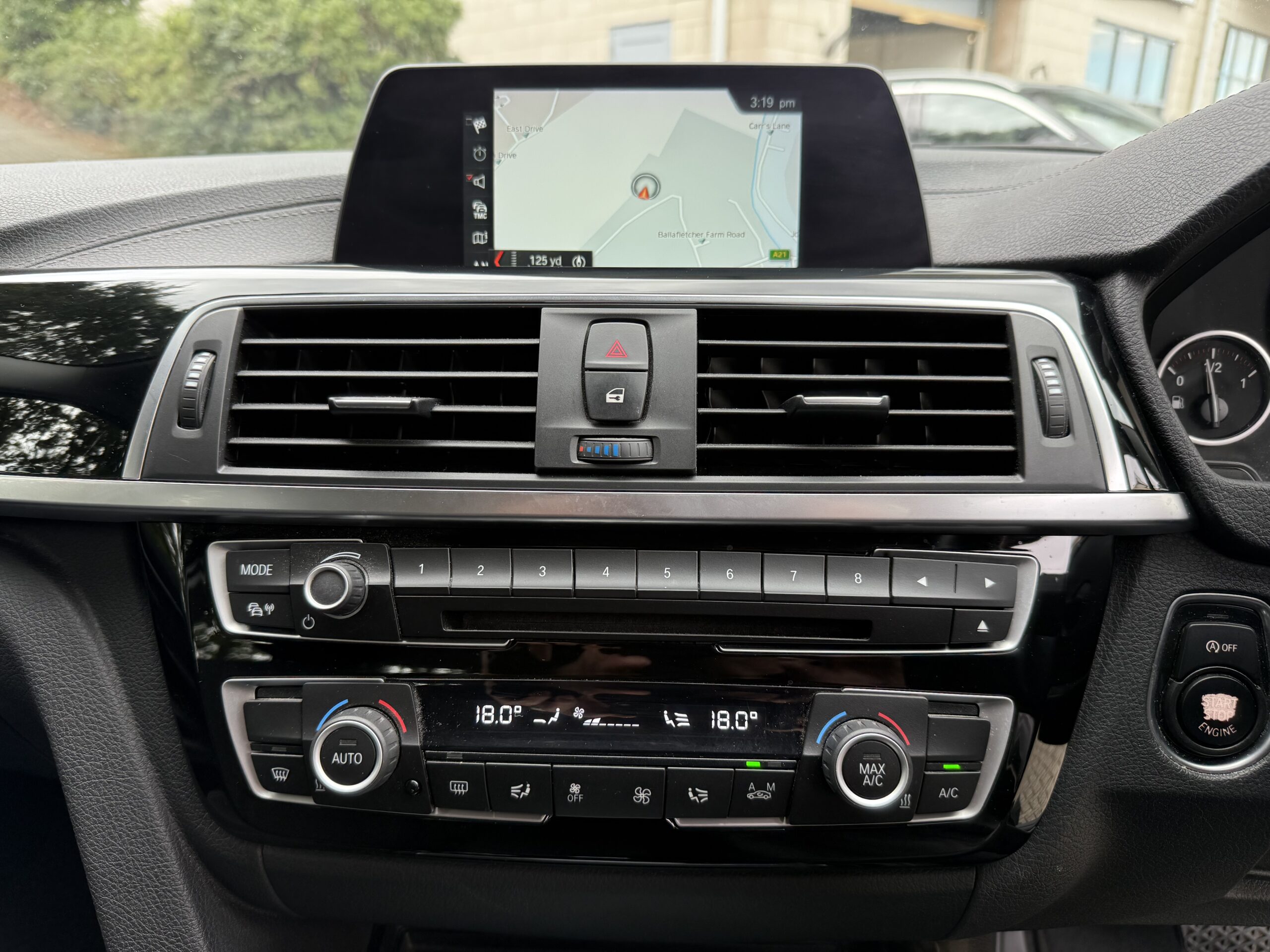 2018 BMW 320i Sport 4Dr Auto