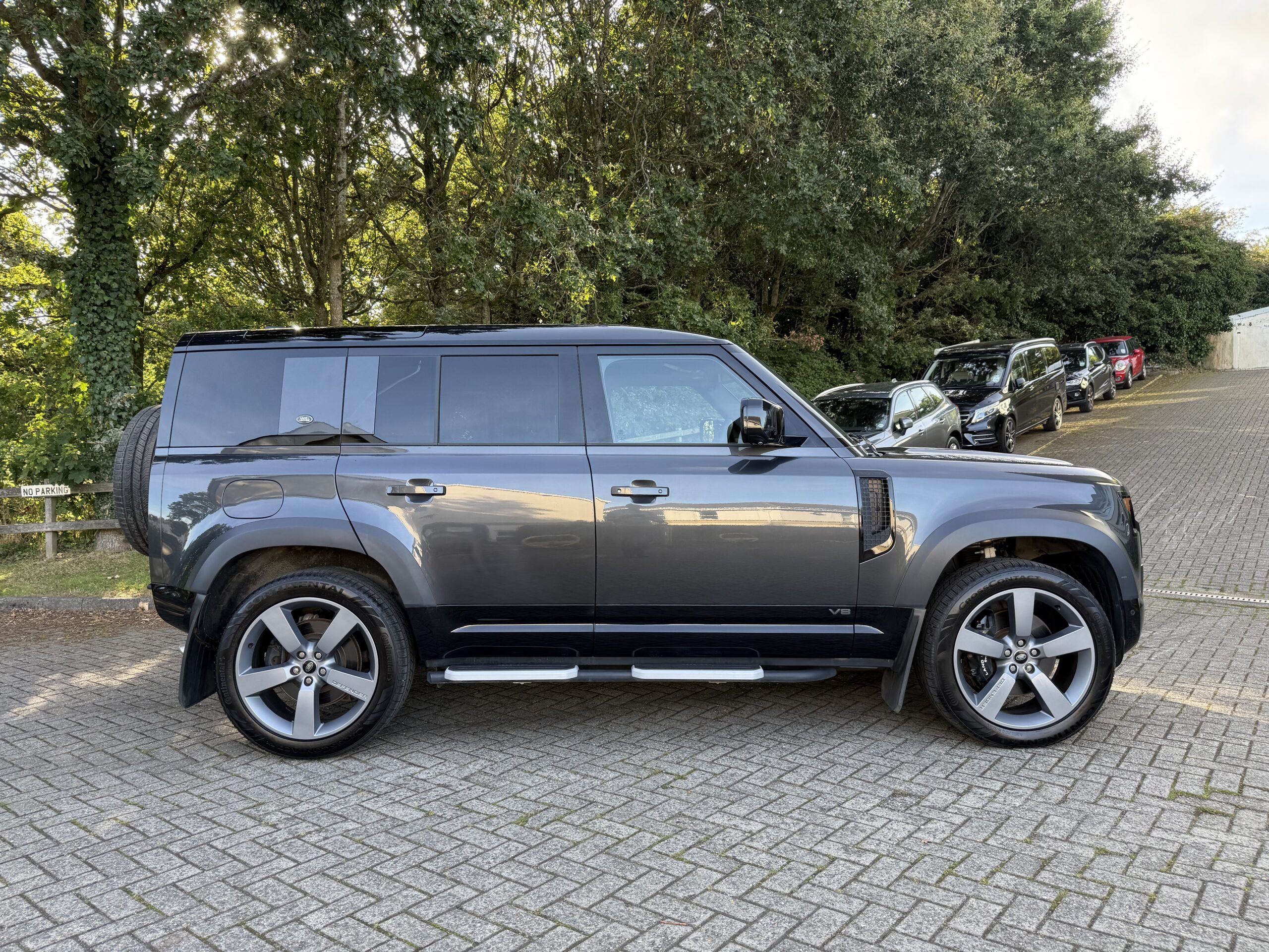 2022 Land Rover Defender 110 5.0 P525 Supercharged V8 5Dr Auto