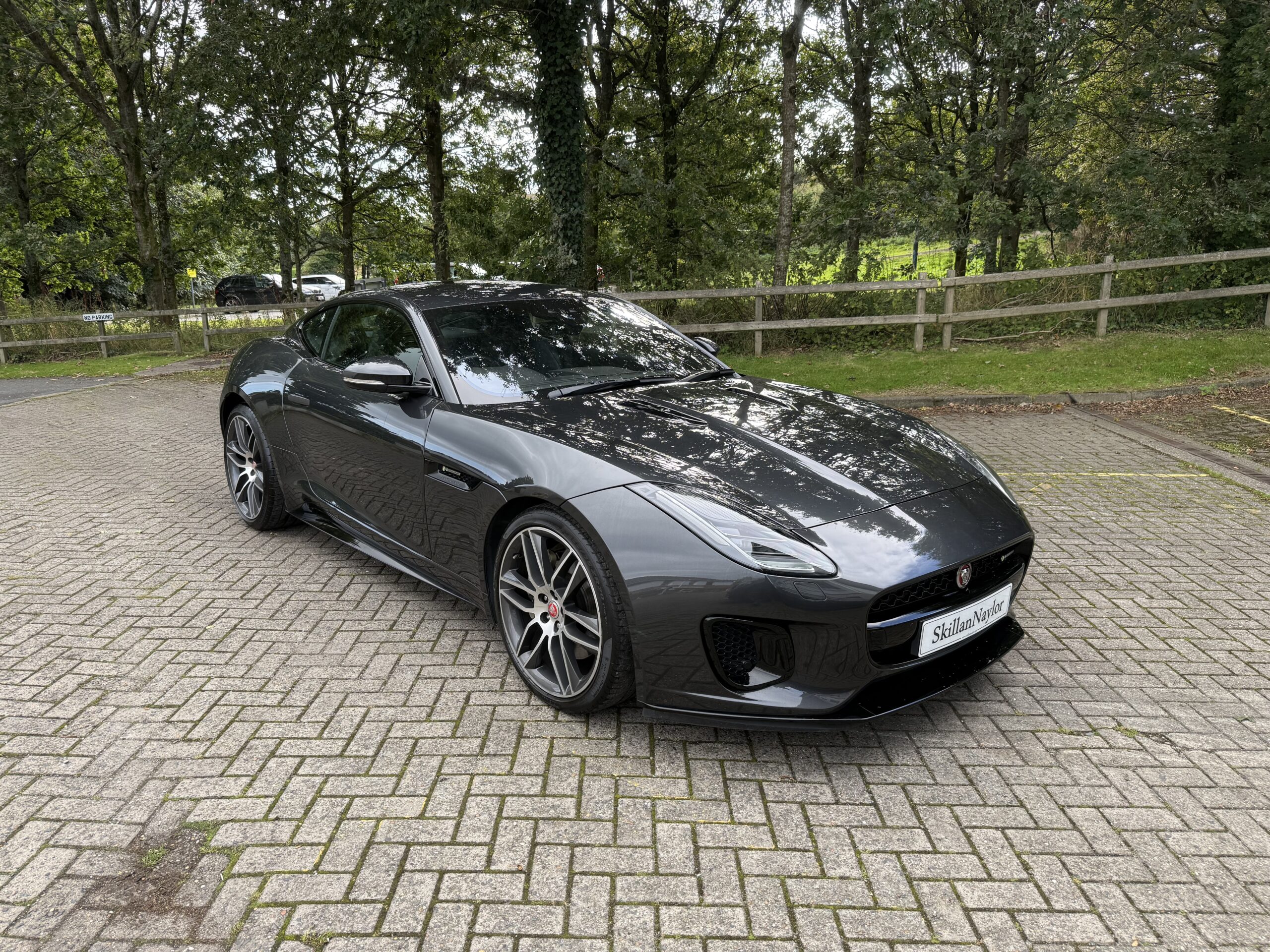 2019 Jaguar F-Type Coupe 3.0 SC V6 R-Dynamic Auto