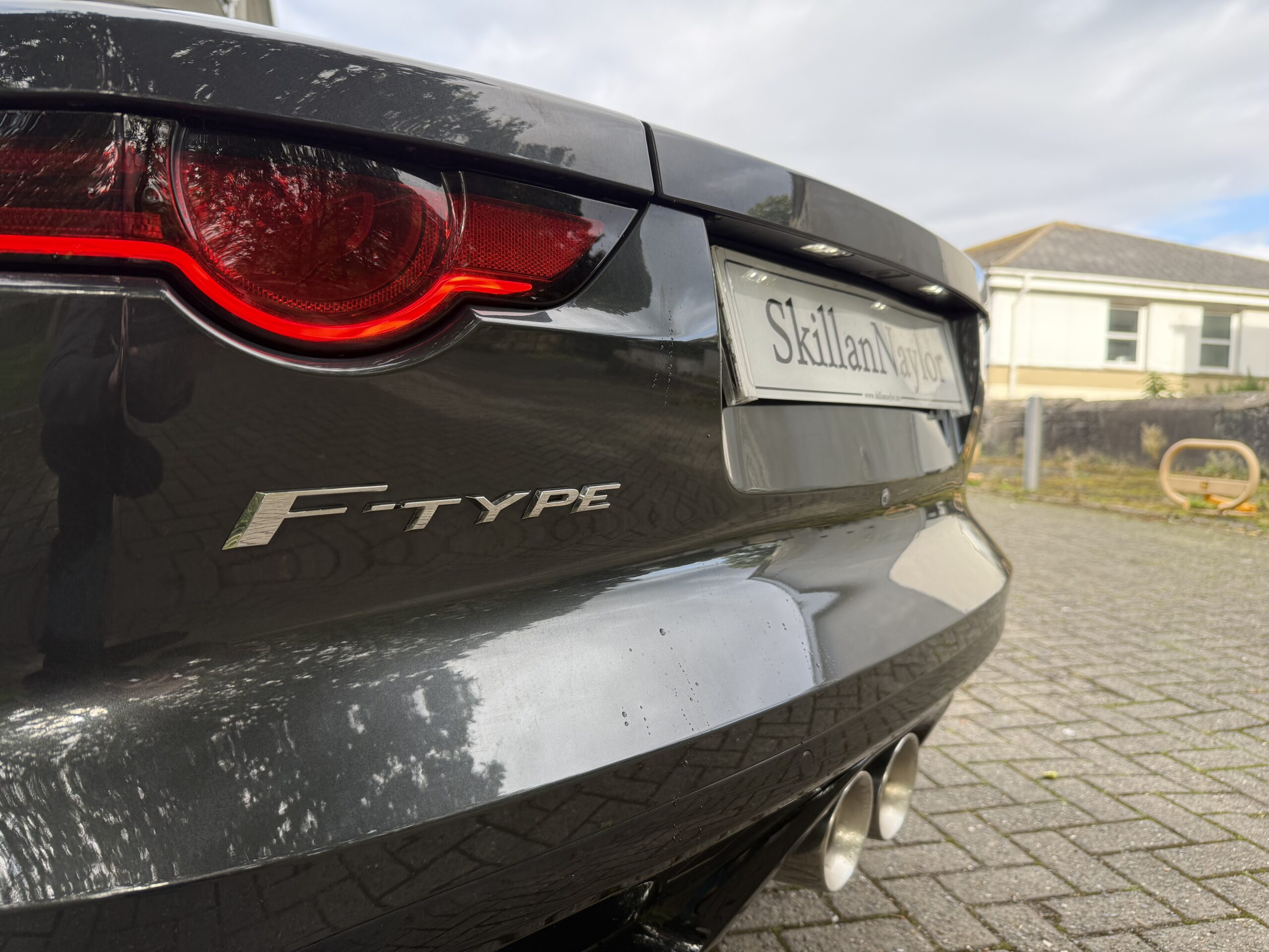 2019 Jaguar F-Type Coupe 3.0 SC V6 R-Dynamic Auto