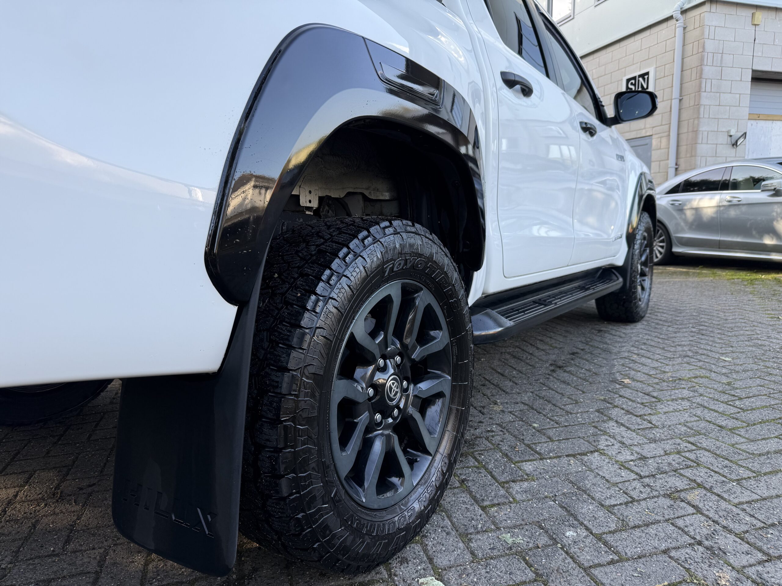2021 Toyota Hi-Lux Invincible X D-Cab 2.8 D-4D Auto