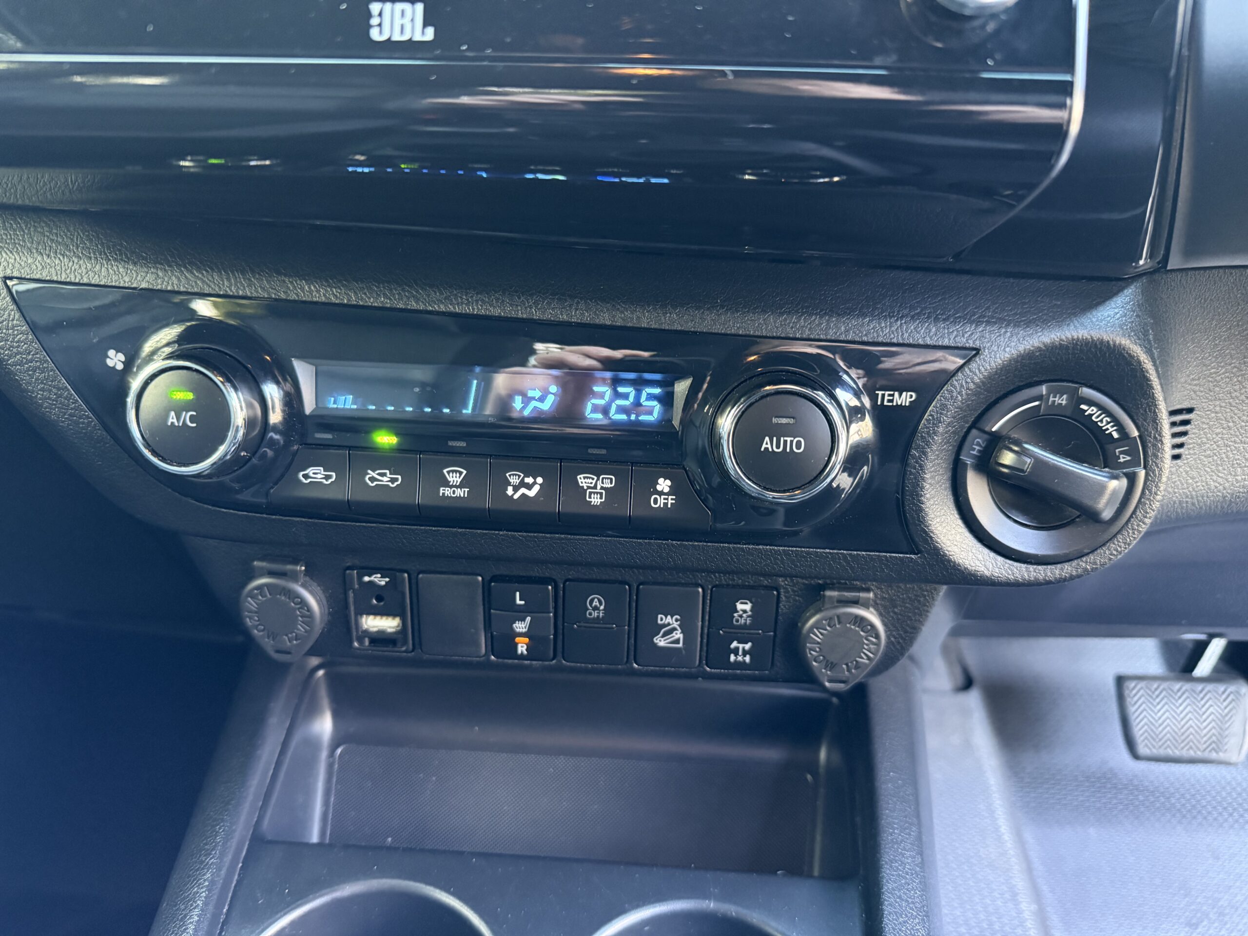 2021 Toyota Hi-Lux Invincible X D-Cab 2.8 D-4D Auto