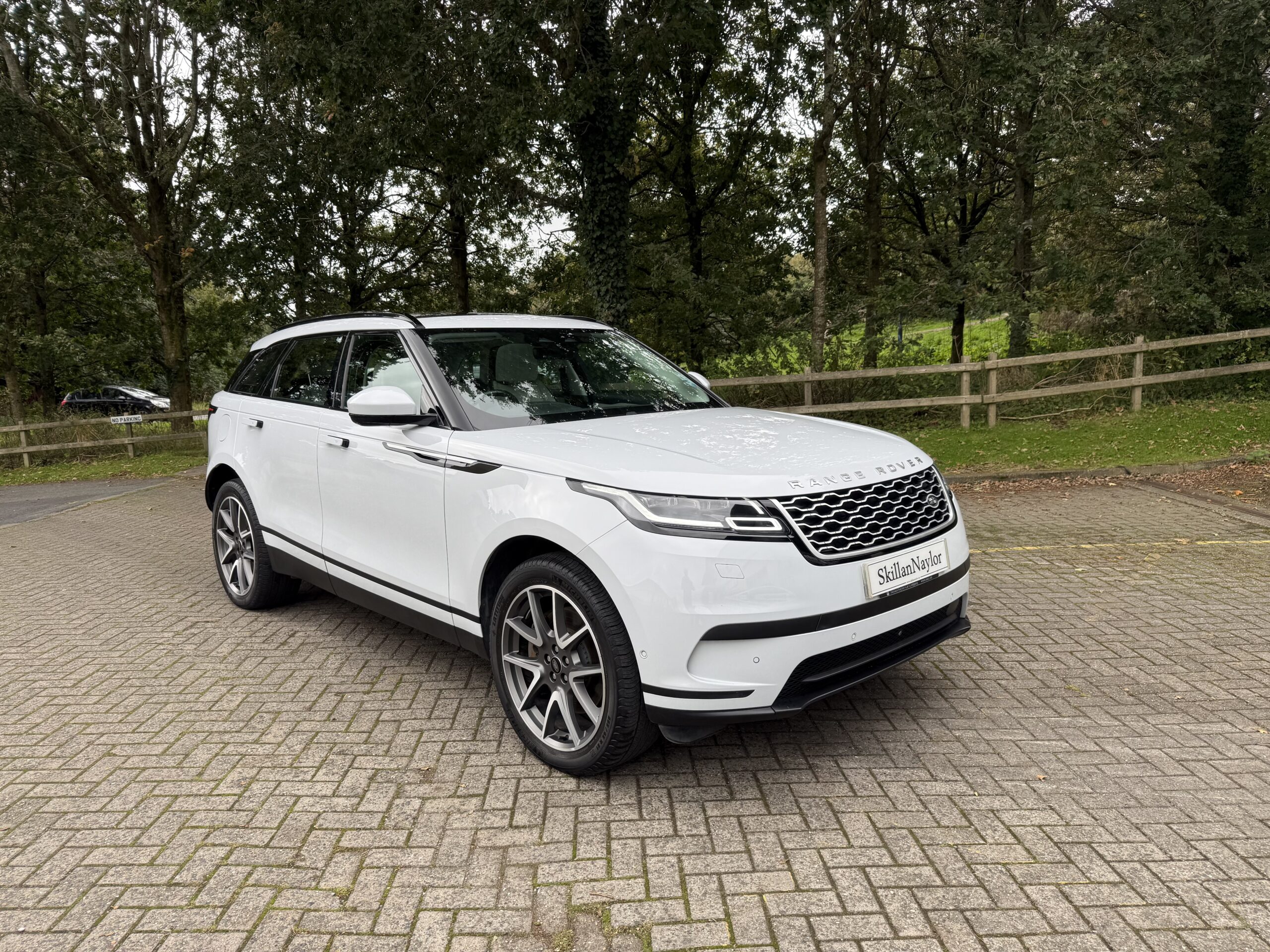 2021 Range Rover Velar 2.0 P400e HSE 5Dr Auto