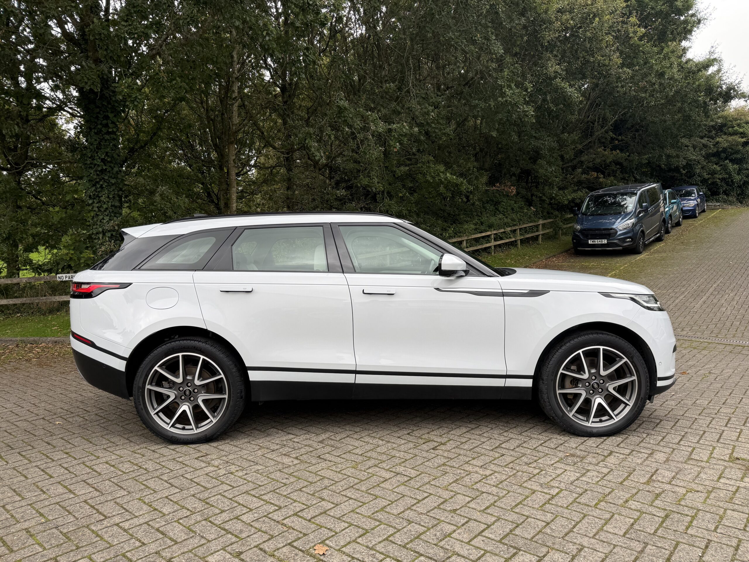2021 Range Rover Velar 2.0 P400e HSE 5Dr Auto