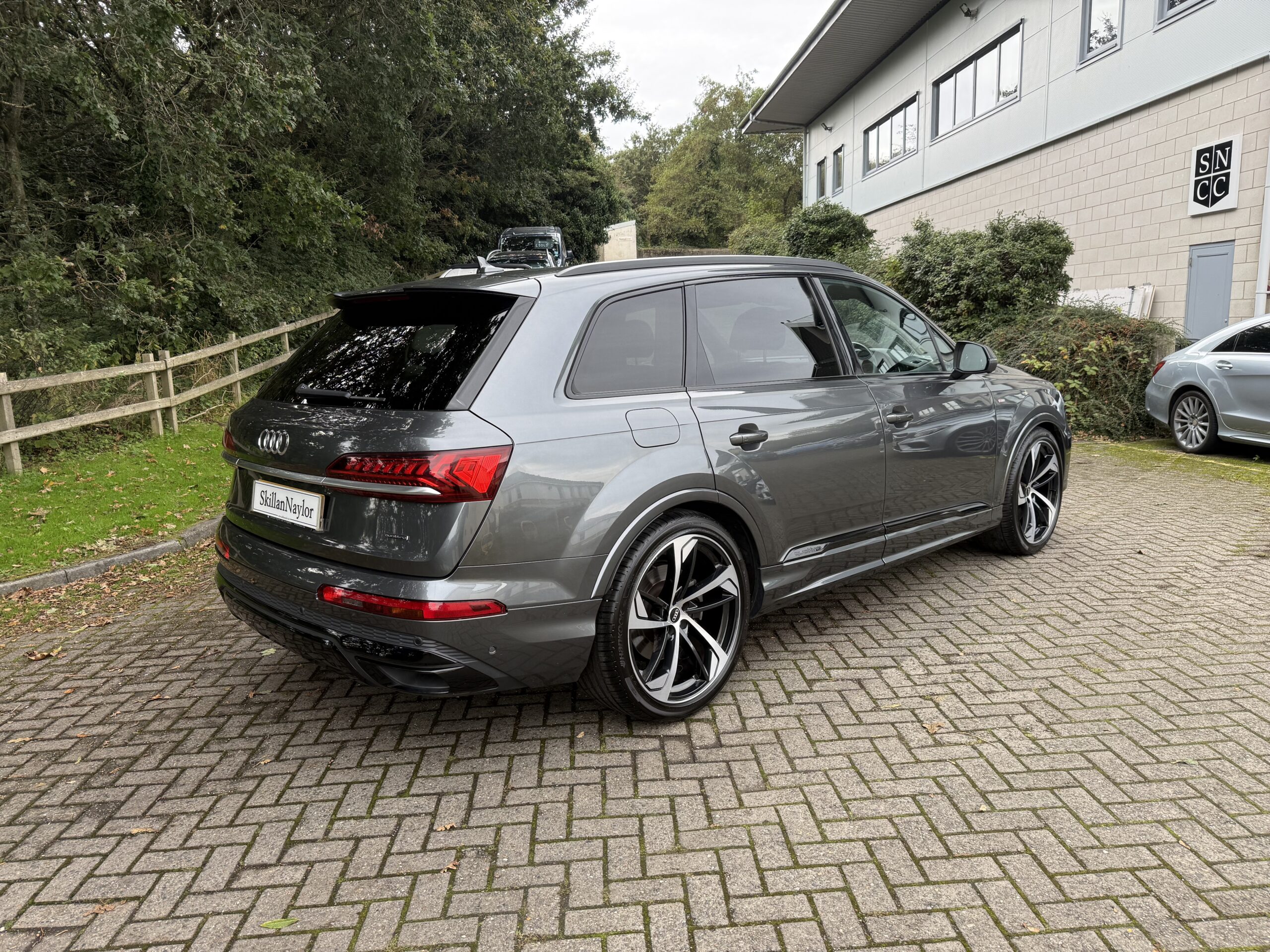 2021 Audi Q7 55 TFSI e Quattro Black Edition 5Dr Tip Auto