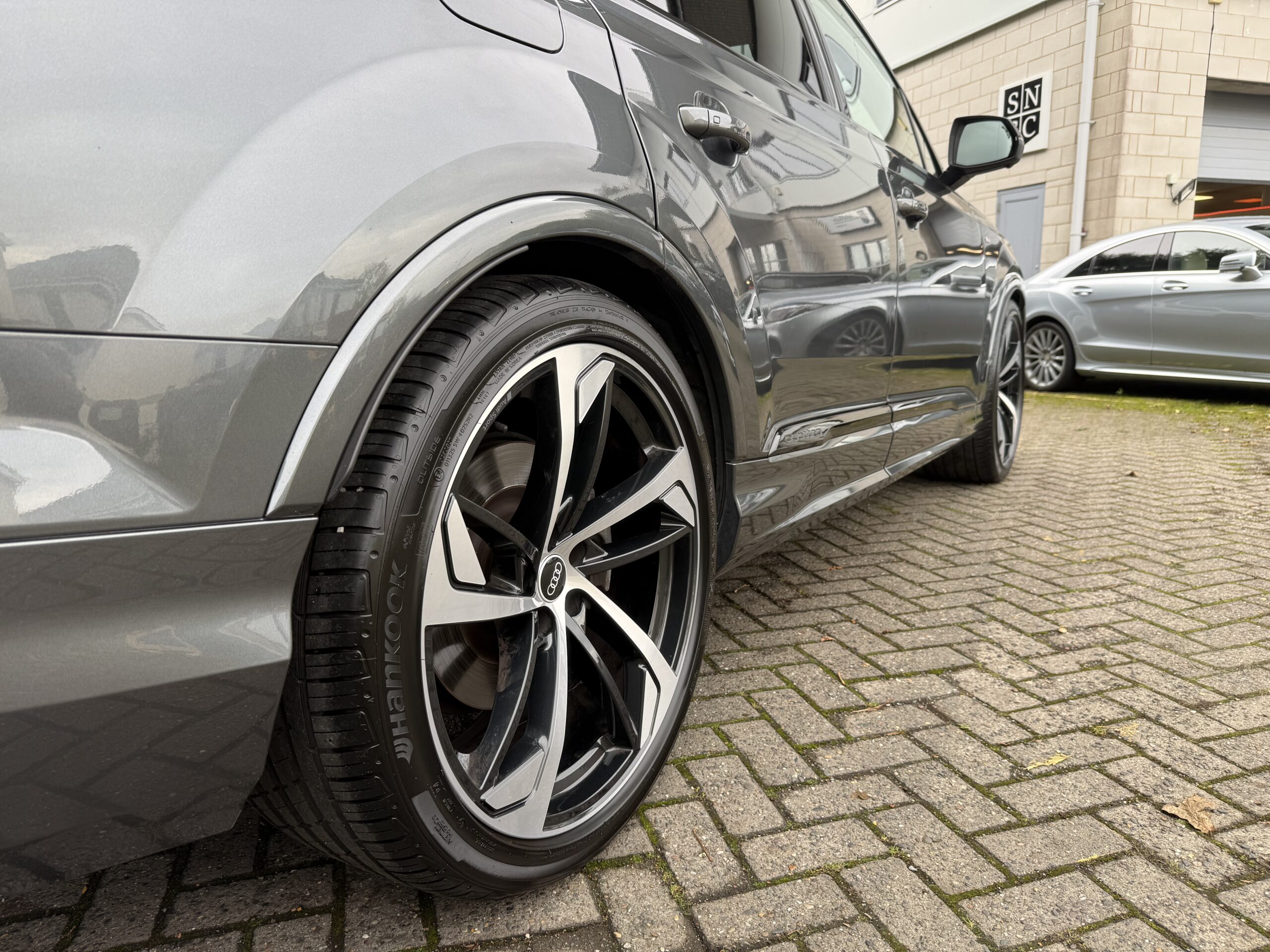 2021 Audi Q7 55 TFSI e Quattro Black Edition 5Dr Tip Auto