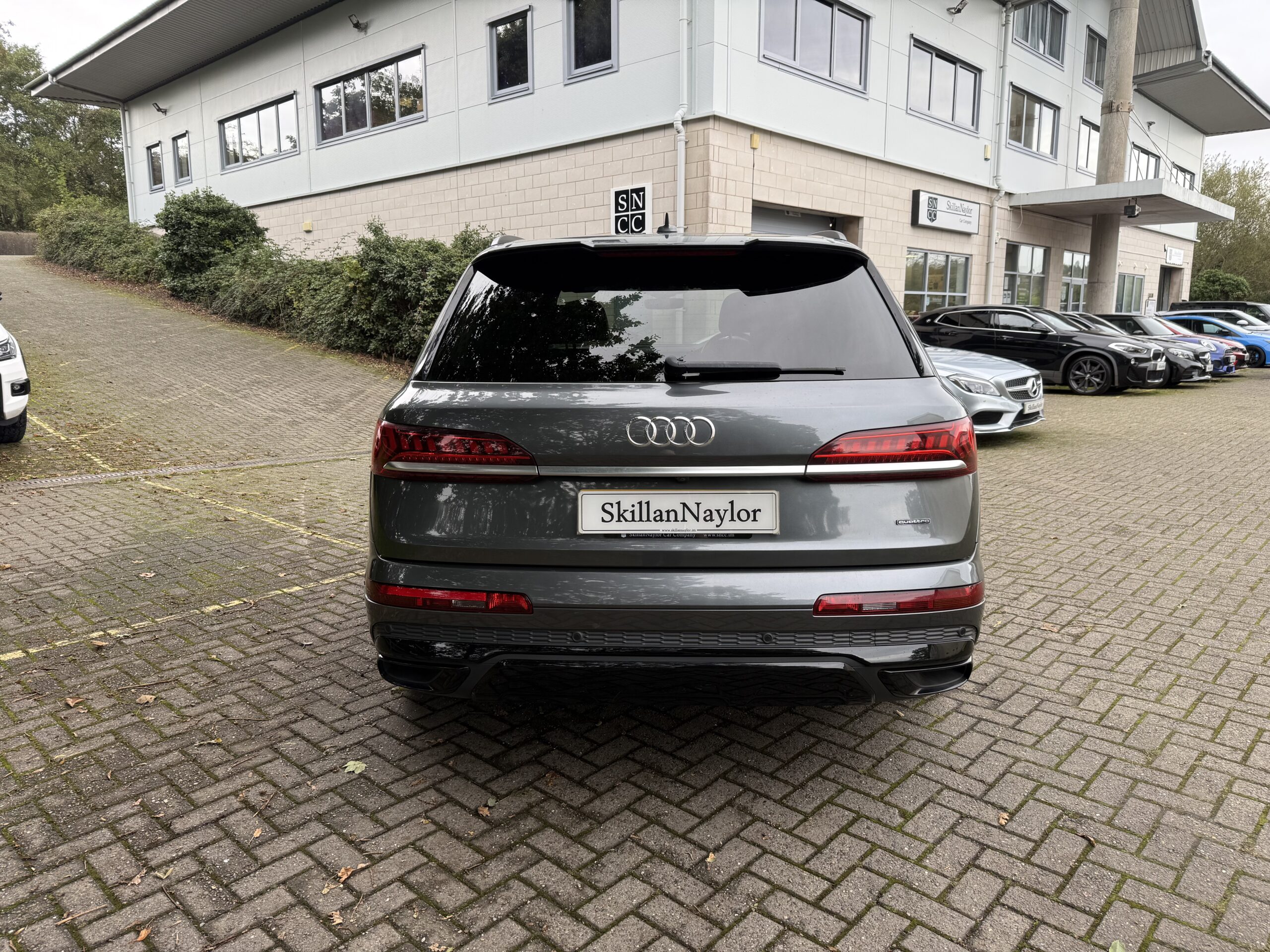 2021 Audi Q7 55 TFSI e Quattro Black Edition 5Dr Tip Auto