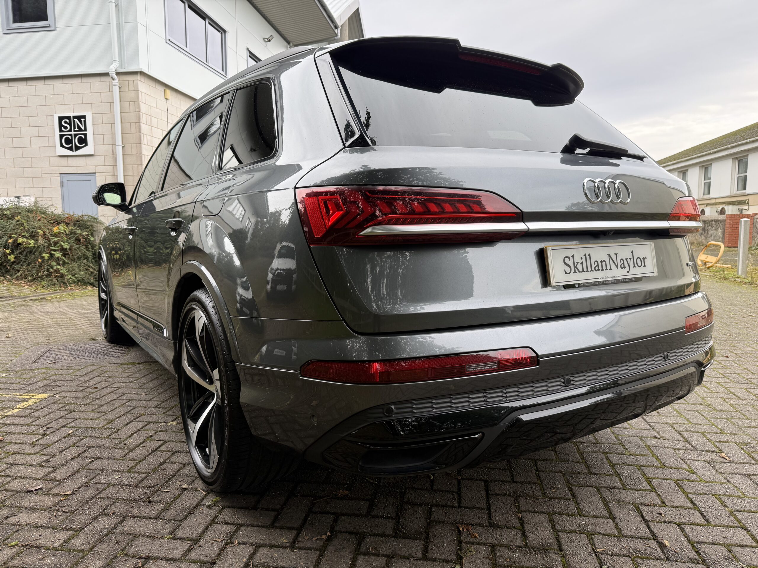2021 Audi Q7 55 TFSI e Quattro Black Edition 5Dr Tip Auto